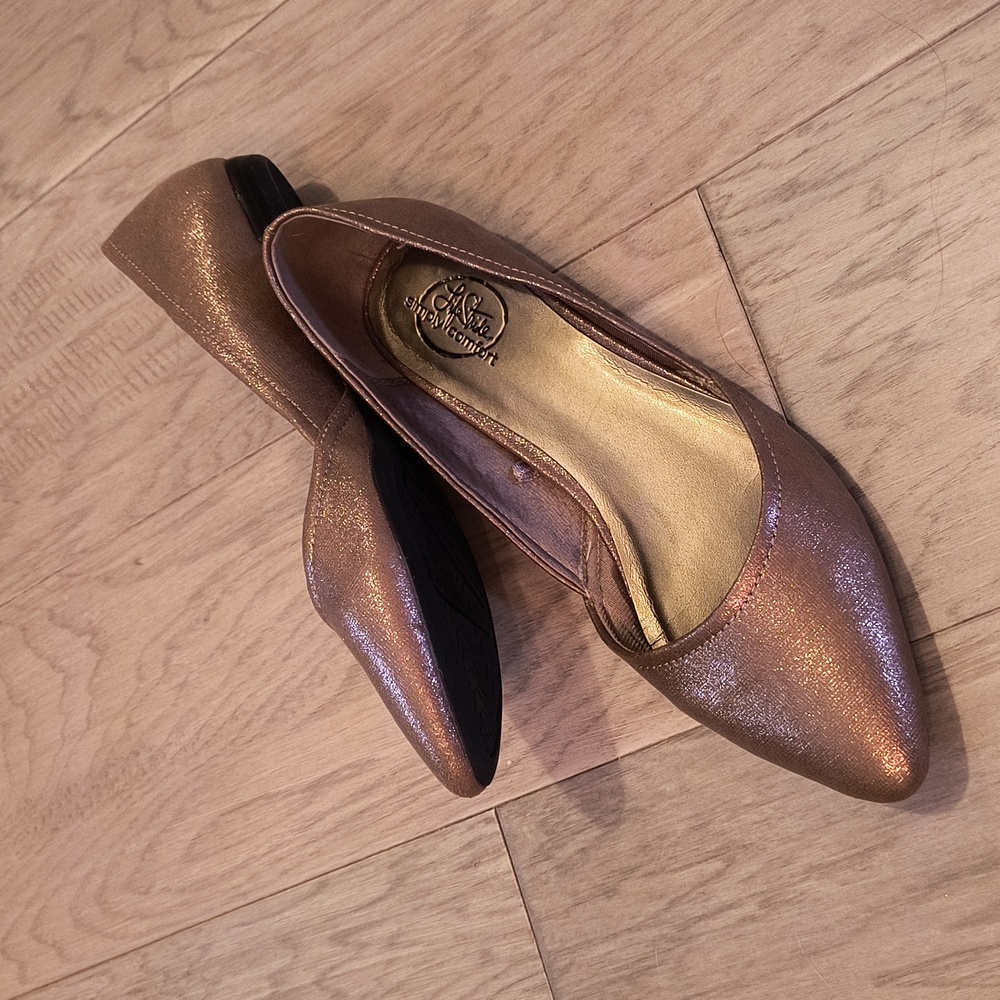 Rose Gold Flats